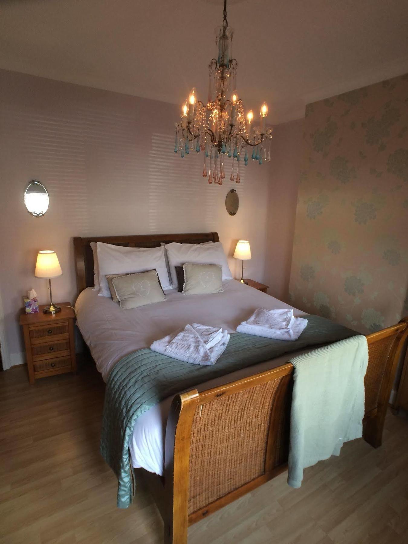 Ty Rosa Rooms Cardiff Exterior foto